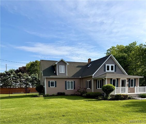 21 Middlesex Road, Orchard Park, NY 14127