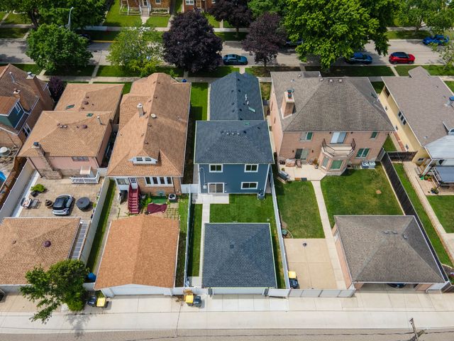 2563 Maple Street, River Grove, IL 60171