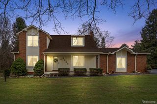 3555 W Drahner Road, Oxford Charter Township, MI 48371