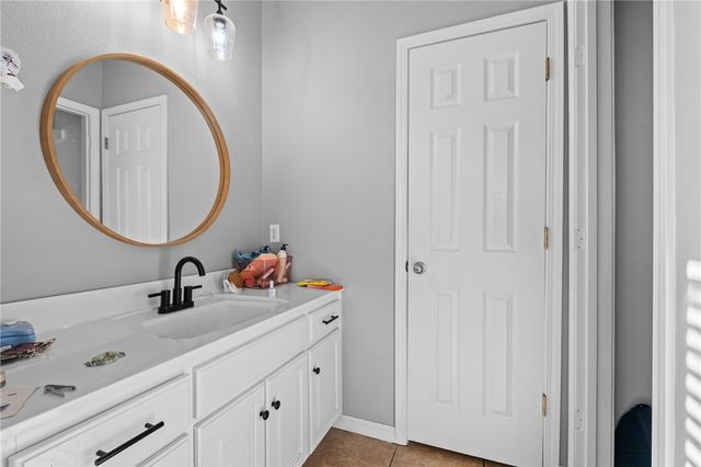 13539 Taylor Orchard Road, Gentry, AR 72734