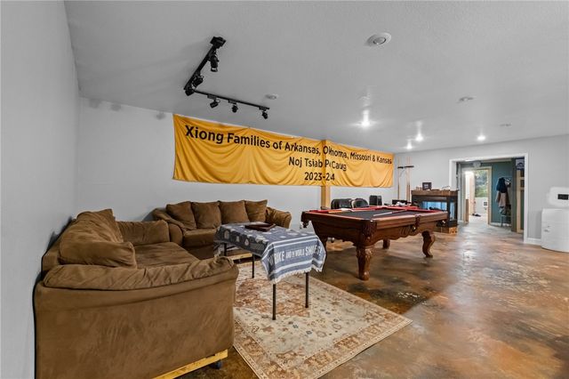 13539 Taylor Orchard Road, Gentry, AR 72734