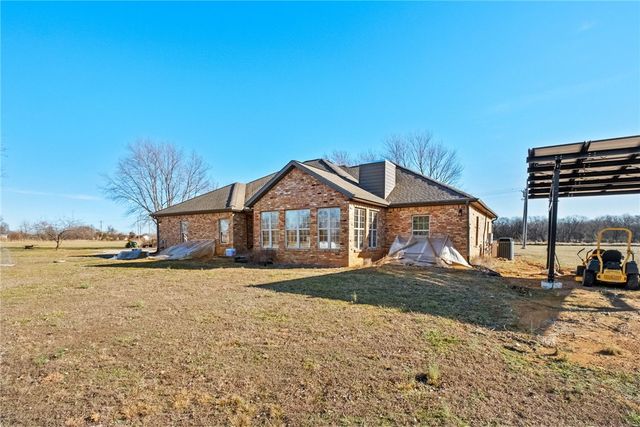 13539 Taylor Orchard Road, Gentry, AR 72734