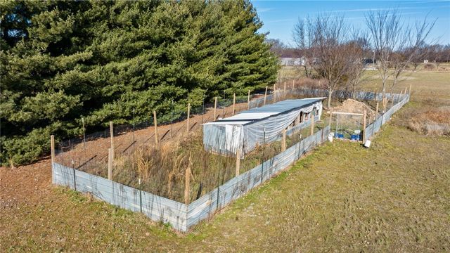 13539 Taylor Orchard Road, Gentry, AR 72734