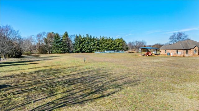 13539 Taylor Orchard Road, Gentry, AR 72734