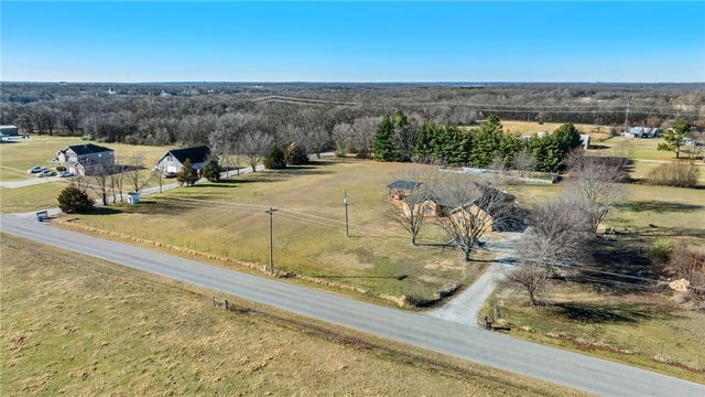 13539 Taylor Orchard Road, Gentry, AR 72734