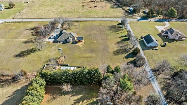 13539 Taylor Orchard Road, Gentry, AR 72734