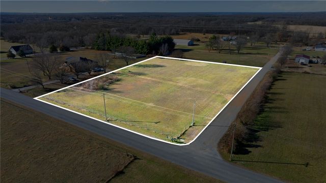 13539 Taylor Orchard Road, Gentry, AR 72734