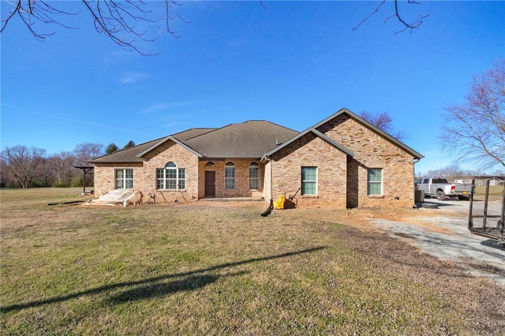 13539 Taylor Orchard Road, Gentry, AR 72734