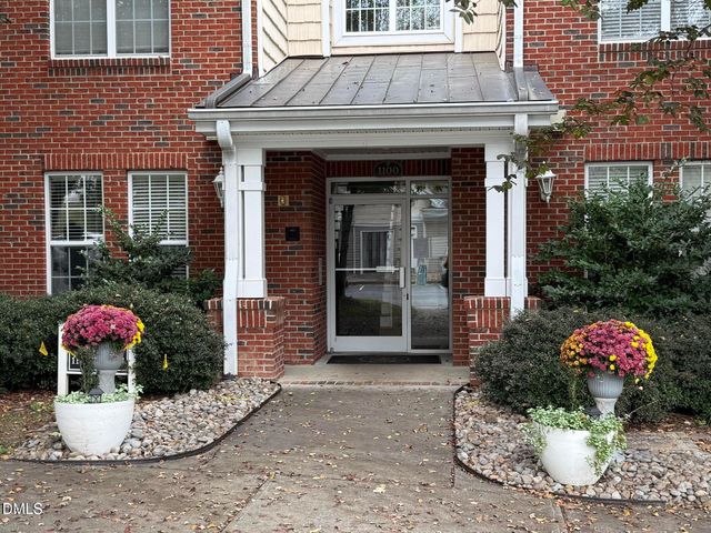 1114 Arborgate Circle, Chapel Hill, NC 27514