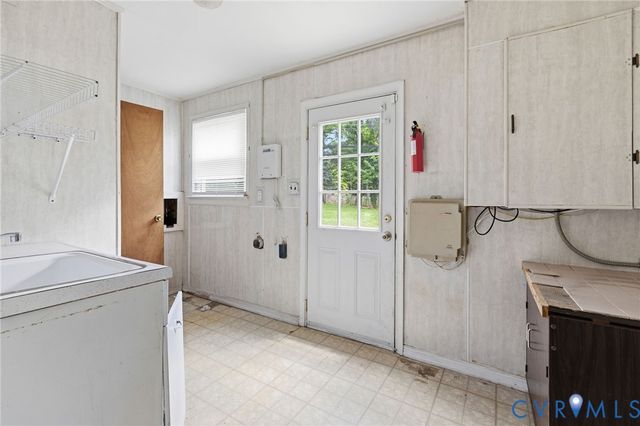 5003 Thrush Ln, Richmond, VA 23227