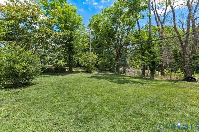 5003 Thrush Ln, Richmond, VA 23227