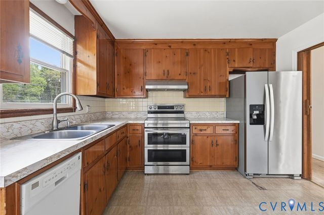 5003 Thrush Ln, Richmond, VA 23227
