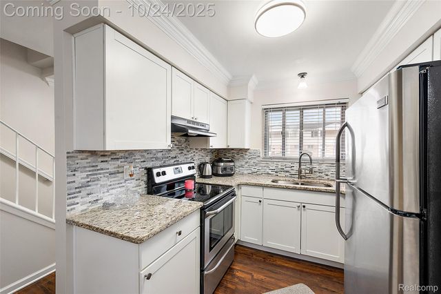 14131 Brightmore Drive, Sterling Heights, MI 48312