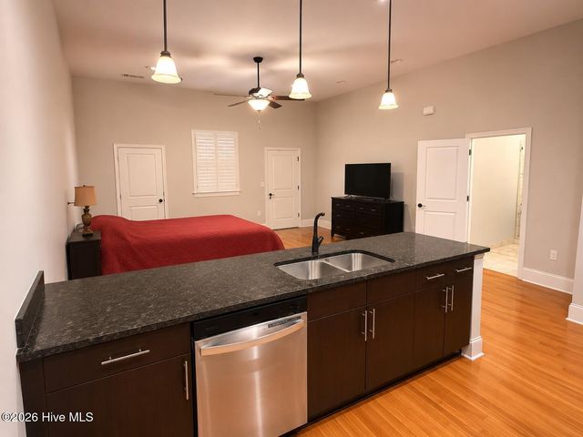 936 Broad Street 407, Augusta, GA 30901
