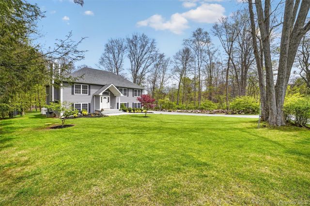 872 Taconic Woods Road, Yorktown Heights, NY 10598