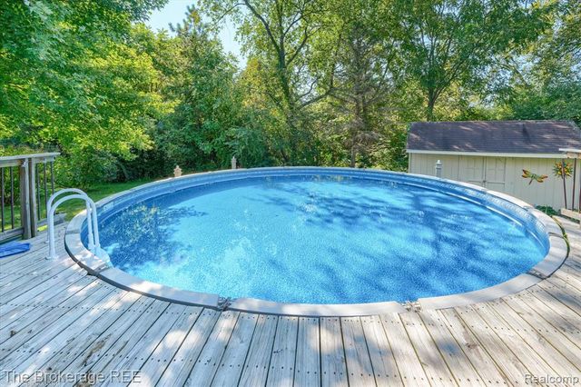 8380 Hunt Club Court, Grand Blanc, MI 48439