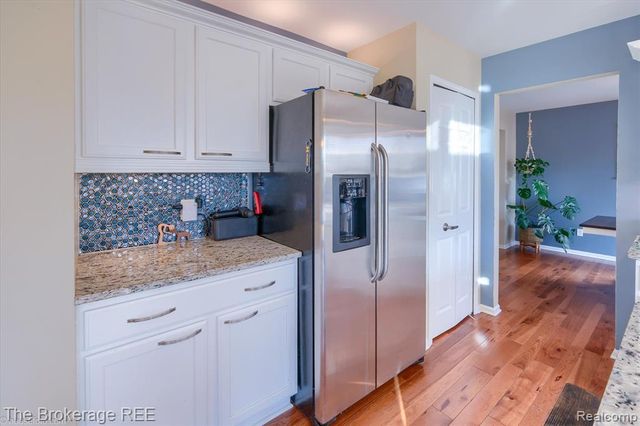 8380 Hunt Club Court, Grand Blanc, MI 48439