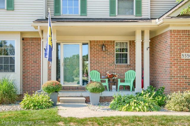 8380 Hunt Club Court, Grand Blanc, MI 48439