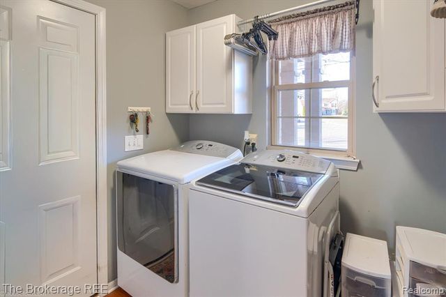 8380 Hunt Club Court, Grand Blanc, MI 48439