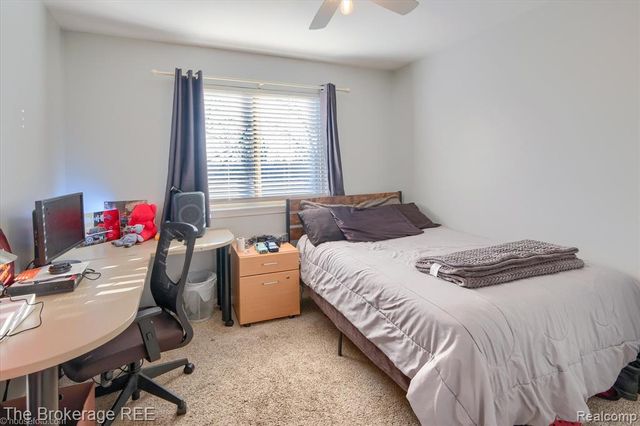 8380 Hunt Club Court, Grand Blanc, MI 48439