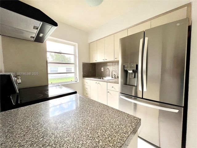 6228 Taylor St 1, Hollywood, FL 33024