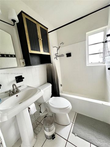 6228 Taylor St 1, Hollywood, FL 33024