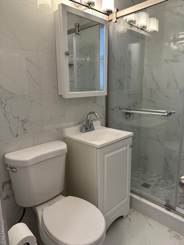 84-19 51 Avenue 5E, Elmhurst, NY 11373