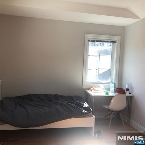 9 Lindley Avenue, Tenafly, NJ 07670