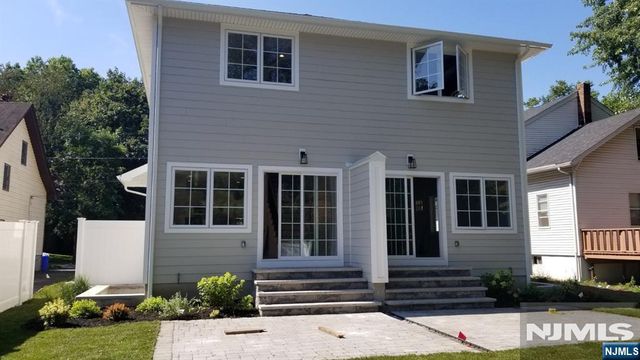 9 Lindley Avenue, Tenafly, NJ 07670