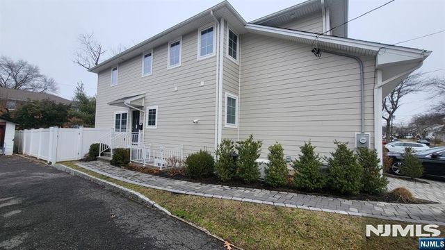 9 Lindley Avenue, Tenafly, NJ 07670