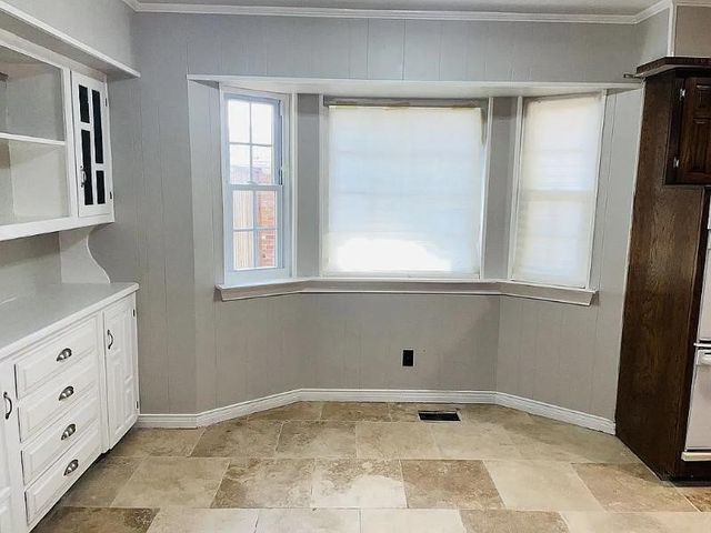 9406 Hunters Creek Drive, Dallas, TX 75243