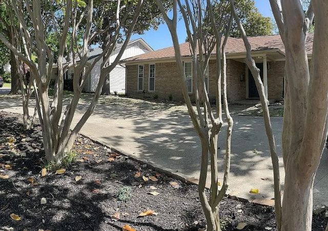9406 Hunters Creek Drive, Dallas, TX 75243