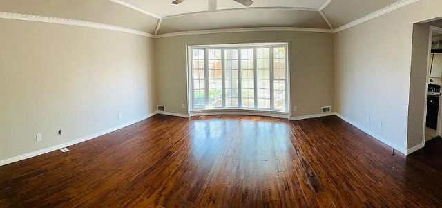 9406 Hunters Creek Drive, Dallas, TX 75243