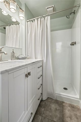 1253 Earlford Drive, Whitehall, PA 15227