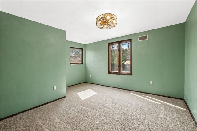 1253 Earlford Drive, Whitehall, PA 15227