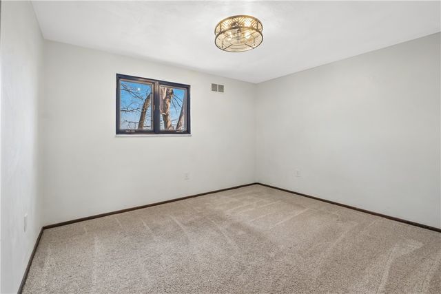 1253 Earlford Drive, Whitehall, PA 15227