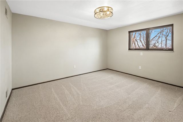 1253 Earlford Drive, Whitehall, PA 15227