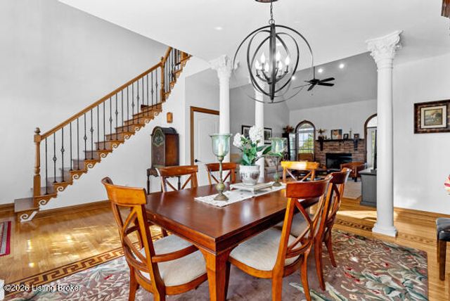 215 Grape Vineyard Way, Fisherville, KY 40023