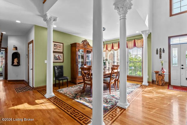 215 Grape Vineyard Way, Fisherville, KY 40023