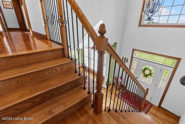 215 Grape Vineyard Way, Fisherville, KY 40023