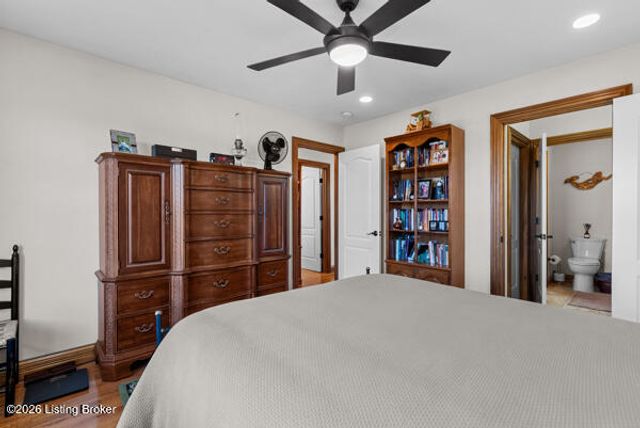 215 Grape Vineyard Way, Fisherville, KY 40023