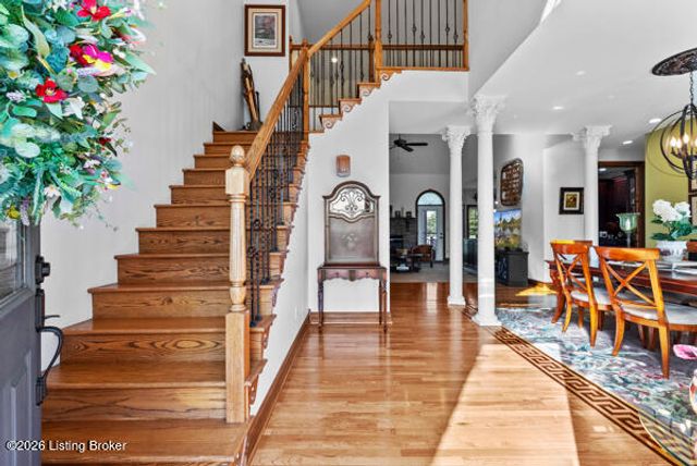 215 Grape Vineyard Way, Fisherville, KY 40023