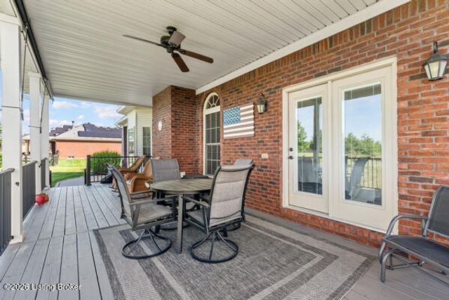215 Grape Vineyard Way, Fisherville, KY 40023