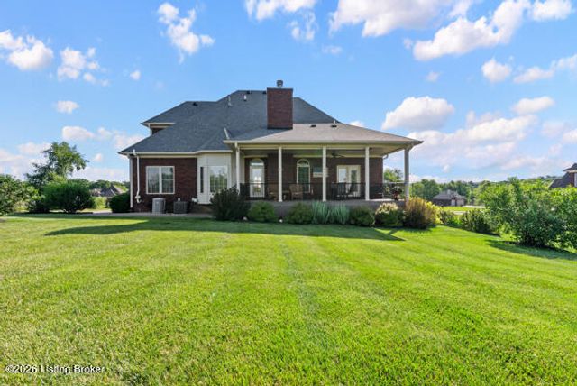 215 Grape Vineyard Way, Fisherville, KY 40023