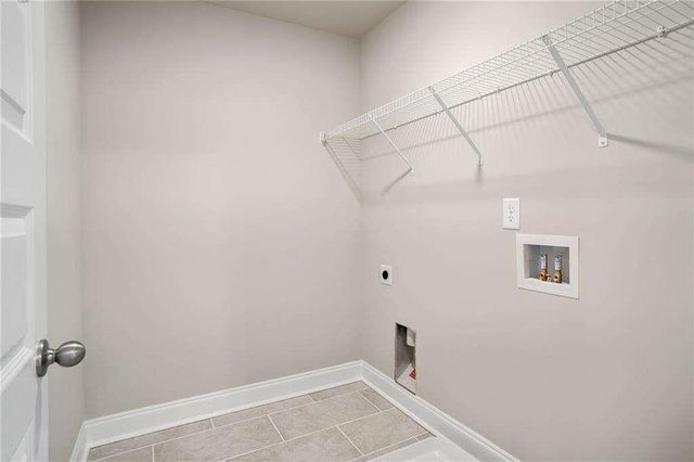 3946 Lockaby Way, Lawrenceville, GA 30044