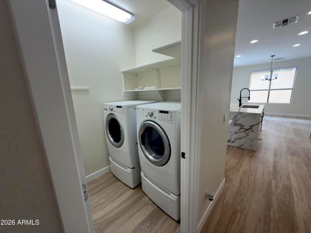 5319 W COLES Road, Laveen, AZ 85339