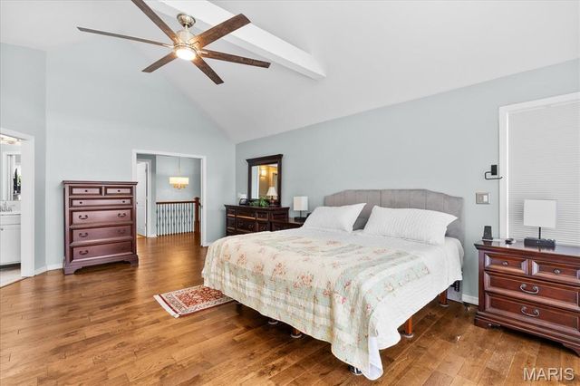 18 Woodland Hills Court, Alton, IL 62002