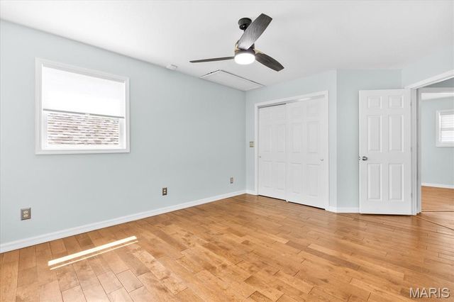 18 Woodland Hills Court, Alton, IL 62002