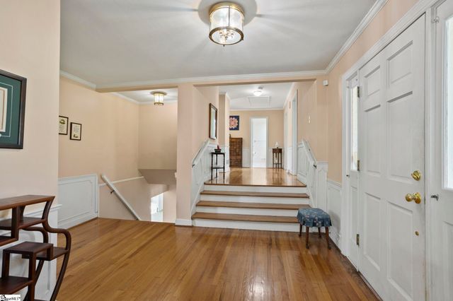 126 Shannon Lake Circle, Greenville, SC 29615