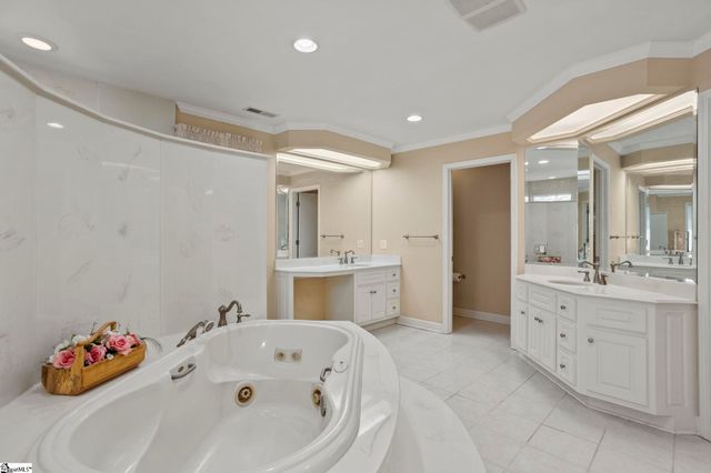 126 Shannon Lake Circle, Greenville, SC 29615